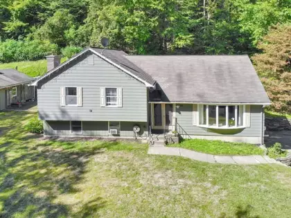70 Overlook Drive, Russell, MA 01071