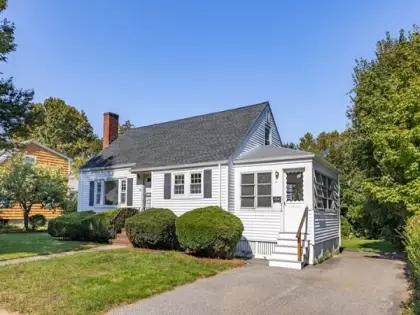 14 Thistledale Rd, Wakefield, MA 01880