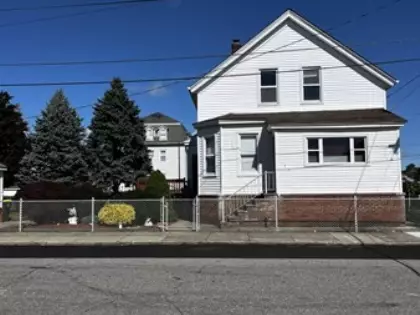 154 Tower St, Fall River, MA 02724