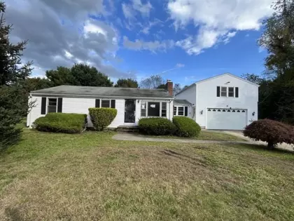 7 Stagecoach Rd, Rehoboth, MA 02769