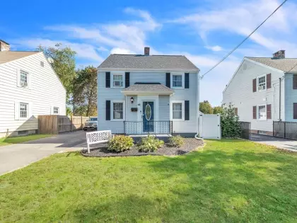 43 Chesterfield Ave, Springfield, MA 01118