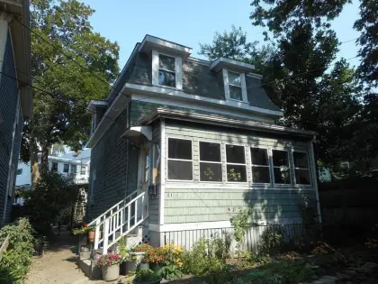 21 Bow Street Place, Somerville, MA 02143