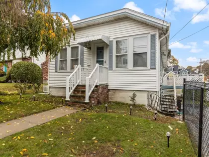 57 Curlew Rd, Quincy, MA 02169