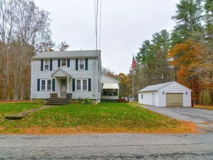 9 Perry St, Middleborough, MA 02346