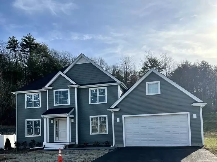 6 Wedge Drive, Lakeville, MA 02347