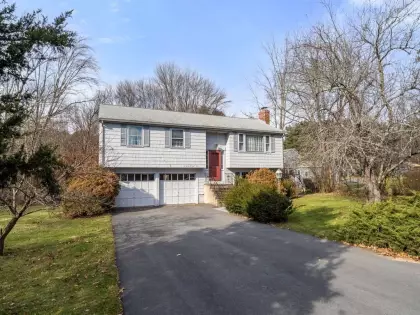 4 Bayberry Road, Medfield, MA 02052