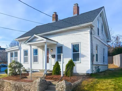 24 Central Ave, Dudley, MA 01571
