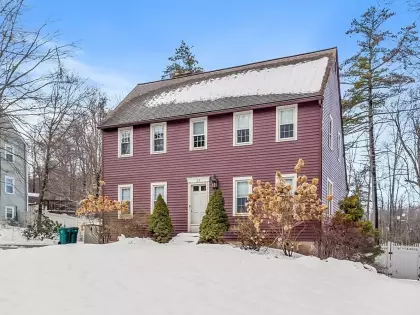 29 Old Deerfield Rd, Fitchburg, MA 01420