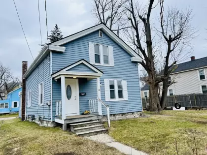 88 Wahconah St, Pittsfield, MA 01201