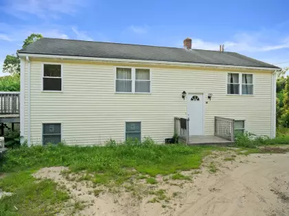 90 Hedges Pond Road, Plymouth, MA 02360