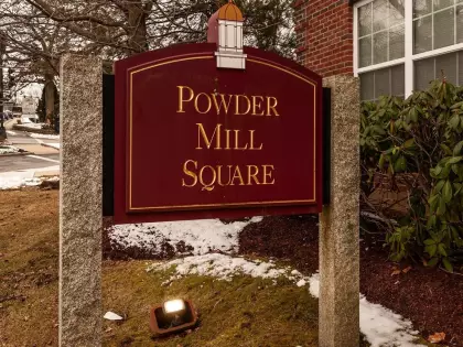 1 Powder Mill Square #104, Andover, MA 01810