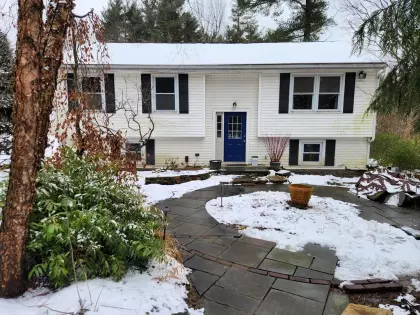 204 Lower Gore Rd, Webster, MA 01570