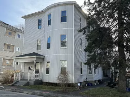 66 Fifth Ave, Worcester, MA 01607