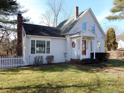 383 Plymouth Street, Middleborough, MA 02346