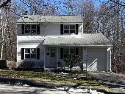 38 Chevy Chase Rd, Worcester, MA 01606