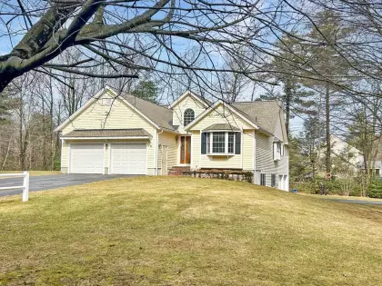 6 Country Club Road, Sterling, MA 01564