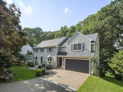 8 Olde Lyme Rd, Winchester, MA 01890