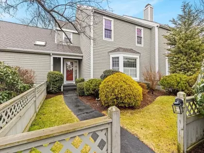 74 Thistle Patch Way #74, Hingham, MA 02043