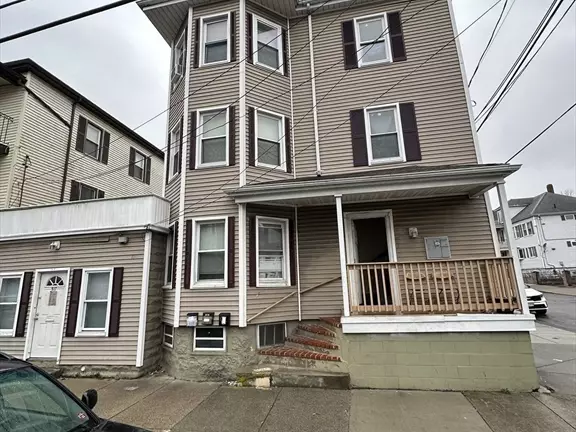 519 N Front St, New Bedford, MA 02746