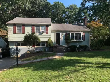 82 Daly Drive Ext, Stoughton, MA 02072