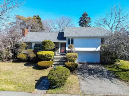 56 Leicester Rd, Marblehead, MA 01945