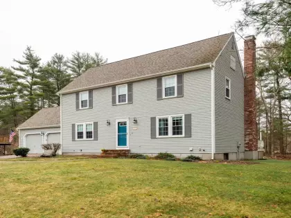 17 Erin Dr, Mansfield, MA 02048