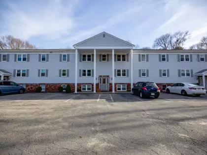 681 State Rd #4, Plymouth, MA 02360