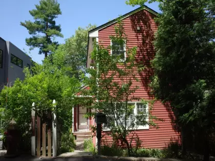 75 Russell Road, Wellesley, MA 02482