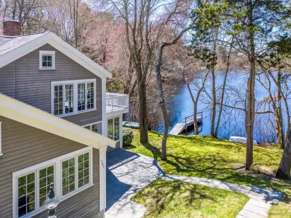 263 Tower Hill Rd, Barnstable, MA 02655