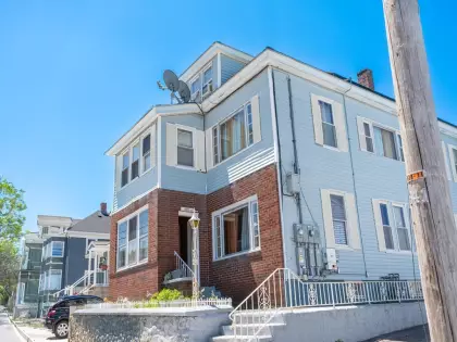 67-67A Inman St, Lawrence, MA 01843