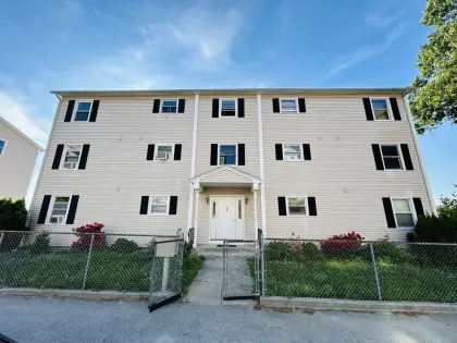 170 Perry Ave #3B, Worcester, MA 01610